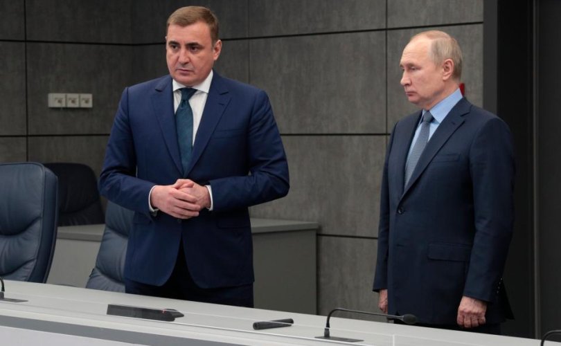Путин бие хамгаалагчаа Төрийн зөвлөлийн нарийн бичгээр томилов