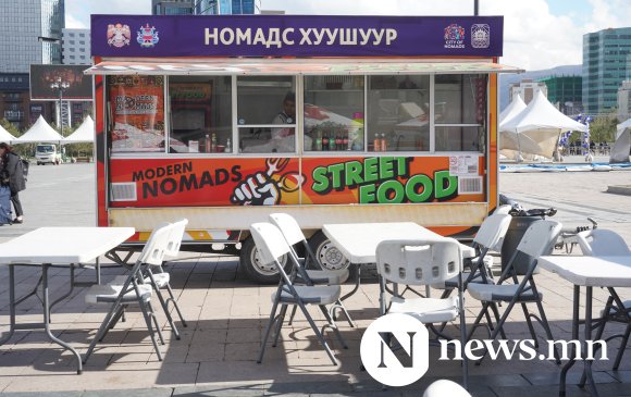 Сурвалжлага: Гудамжны хоолны соёл Монголд хэдийнэ нутагшжээ