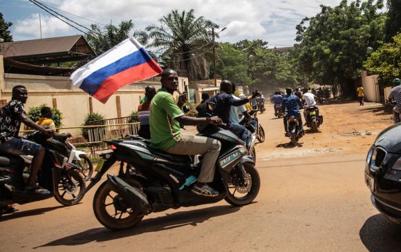Буркина Фасо дахь Орос цэргийн зааварлагчдын тоог нэмэгдүүлнэ