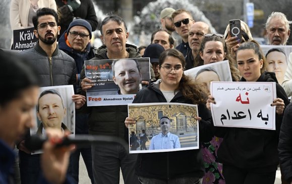 Иран болон Шведийн талууд хоригдол солилцов