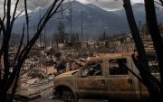Канад: Ой хээрийн түймрээс болж хот бүхэлдээ шатжээ