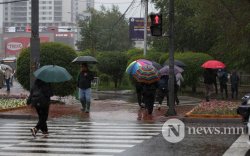 Орон нутагт дуу цахилгаантай бороо орохыг анхааруулж байна