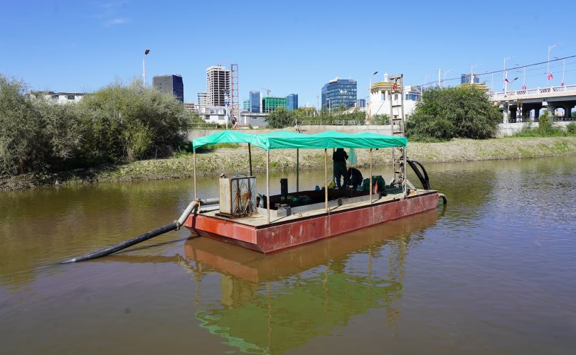 “River dredge pump” технологи ашиглагдаж байна