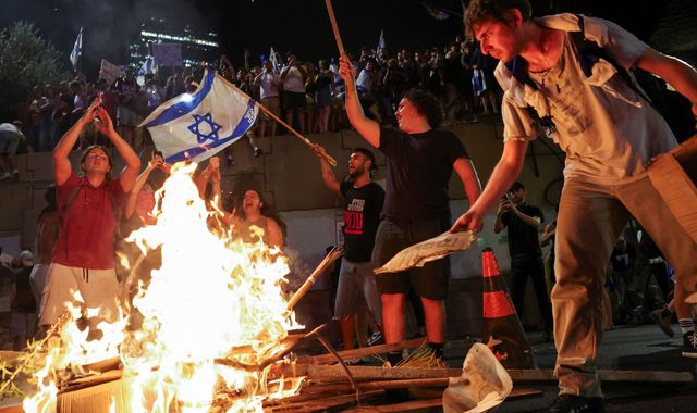 skynews-protests-israel-tel-aviv_6674461