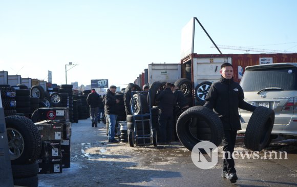 Сурвалжлага: Өвлийн дугуйны эрэлт хоёр дахин өсчээ