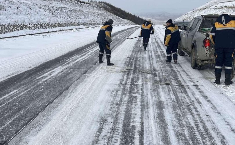 Төв, Хэнтий, Дархан-Уул зэрэг зургаан аймгийн замд гулгаа үүсчээ