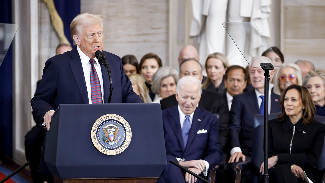 15819742_012025-cc-ap-trump-inauguration-rotunda-speech-donald-biden-kamala-img