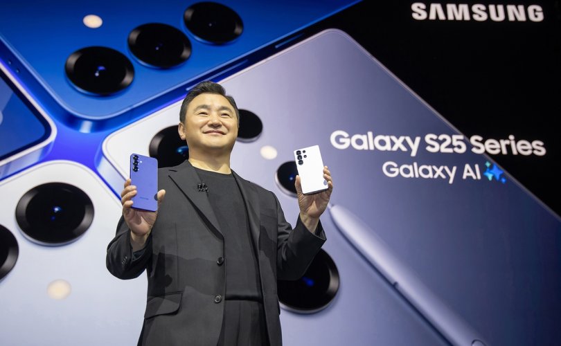 "Samsung" компани "Galaxy S25" цувралаа танилцуулав