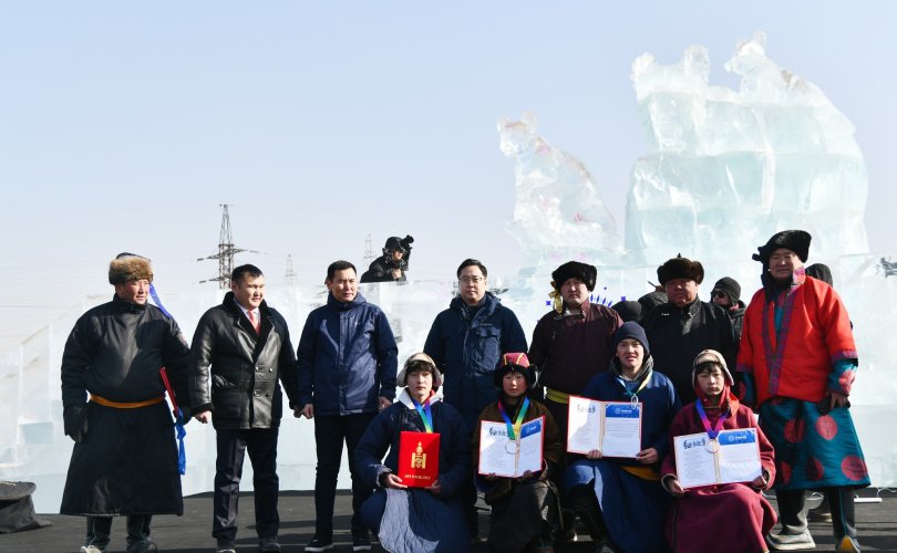 Мөсний шагайн харвааны нийслэлийн аваргууд тодорлоо