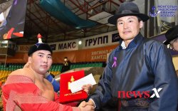 Сумын начин Э.Ганболд хоёр дахь түрүүгээ хүртжээ