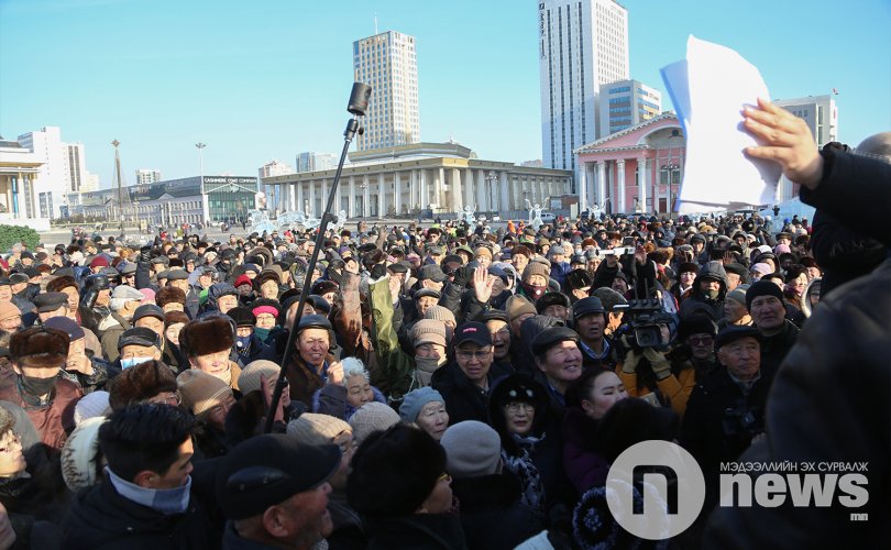 Тэтгэврийн зээл тэглэхэд зарцуулсан 850 тэрбумын өр барагдаагүй байна