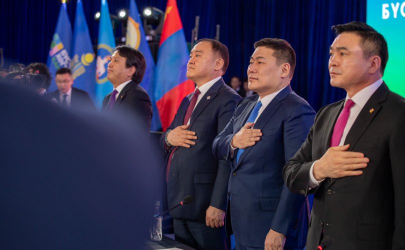 Хангайн бүсийн зөвлөлийн анхдугаар хуралдаан болж байна