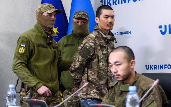 Хятад цэргүүдээр дамжуулсан Зеленскийн мессеж
