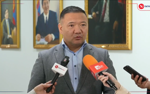 "Дэлхийд гардаг ганц гарцаа нэг улсад найр тавиад өгч болохгүй"