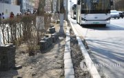 Сурвалжлага: Үйрч, бутарч, эвдэрсэн хашлагуудыг сольж байна