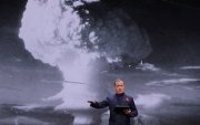 Трампийг дэлхийн гуравдугаар дайнаар сүрдүүлэв