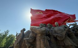 Хятад: Авлигачдад орогнох газар үгүй