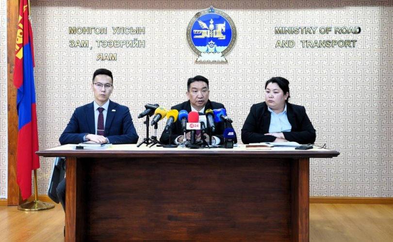 "Говийн бүс дэх уул уурхайн тээвэрлэлтийг бүрэн зогсоож, шалгана"