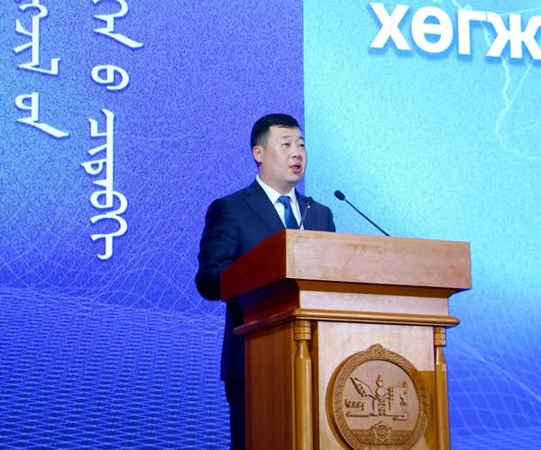 Э.Одбаяр: Гадаад, дотоодын хөрөнгө оруулалтын таатай орчин бүрдэнэ