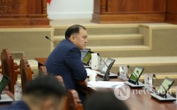 Л.Гантөмөр: Төр дамын наймаанаас салах хэрэгтэй байна