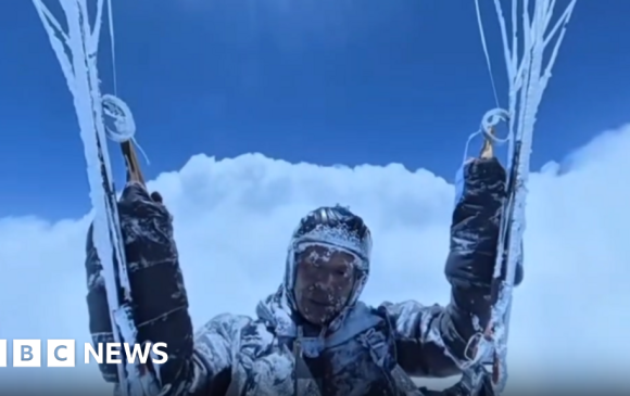 8500 метрийн өндөрт гарсан шүхэрчин эсэн мэнд бууж иржээ