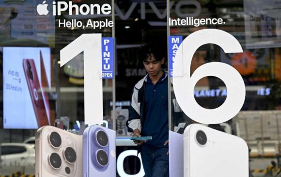 "Apple" компани 900 сая долларын татвар төлж магадгүй