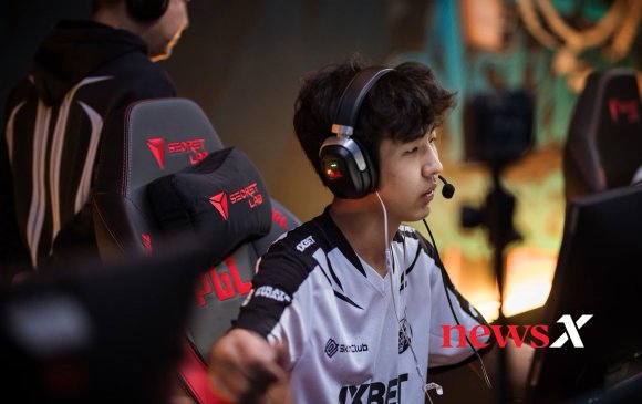 PGL Astana: The MongolZ NAVI-г ялж, 3-0-ээр плей-оффт шалгарав