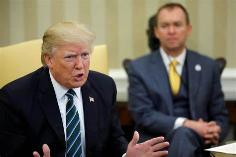 Трамп олон нийтийн телевизүүдийн санхүүжилтийг зогсоожээ