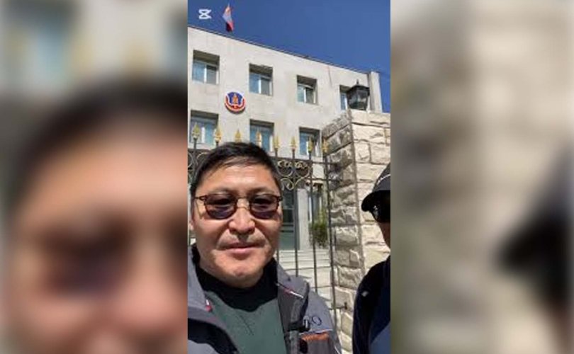 Ерөнхий сайдыг худтай нь шалгуулахаар АТГ-т хандав