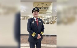 МИАТ компани Хөдөлмөрийн баатар нисгэгчтэй боллоо