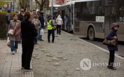 ФОТО: Халаас зогсоолгүй болсон төв зам