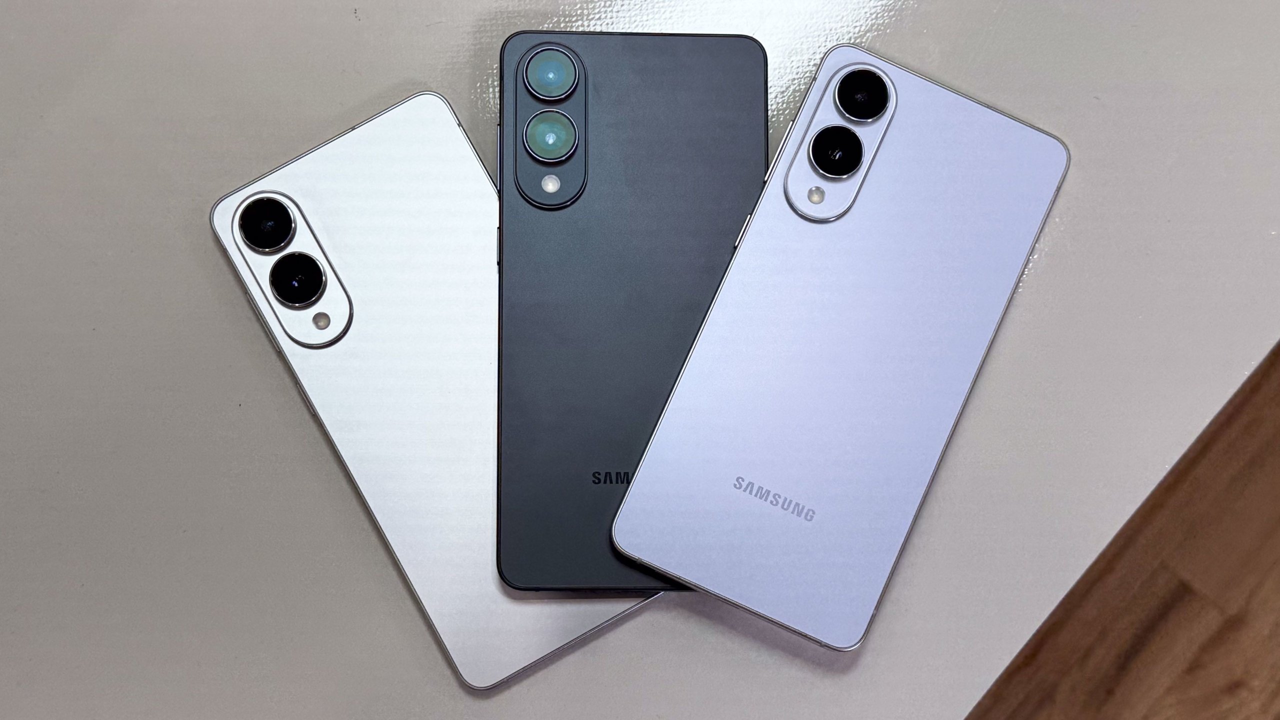 galaxy-s25-edge-hands-on-cnnu-9