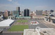 Төв талбайг чөлөөлөхийг УИХ-ын гишүүд шаардаж эхлэв