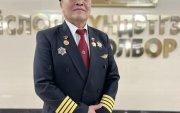 МИАТ компани Хөдөлмөрийн баатар нисгэгчтэй боллоо
