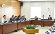 "Төрийн албаны шинэтгэл удирдах албан тушаалтны тоог цөөлөхөөс эхэлнэ"