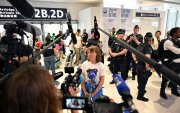 Грета Тунбергийг албадан буцаажээ