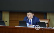 ТББХ: Ерөнхий сайдад итгэл үзүүлэх эсэх тухай хэлэлцэж эхэллээ