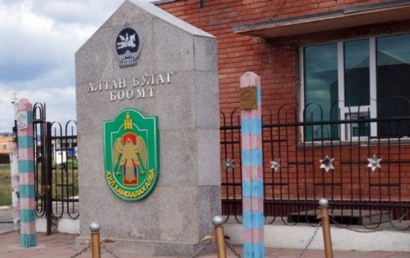 Энэ сарын 30-наас Оросын хилээр шинэ журмаар нэвтэрнэ