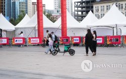 Сурвалжлага: Явган хүний замаар явахад хүндрэлтэй байна