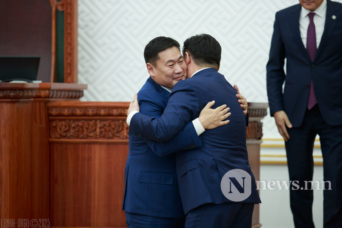 Zandanshatariig yrunhii saidaar tomilov (3 of 23)