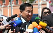 "Сошиалаар нэрээ зарлаад, сайд болох гээд гүйлдээд байна"