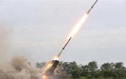 Хойд Солонгос 10 орчим пуужин харважээ