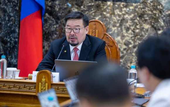 Төрийн албаныхны нэмэгдлийг бууруулах Засгийн газрын төлөвлөгөө бүтэлгүйтэв