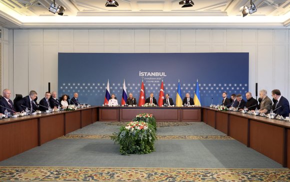 Орос, Украины төлөөлөгчид гурав дахь шатны уулзалтаа хийжээ