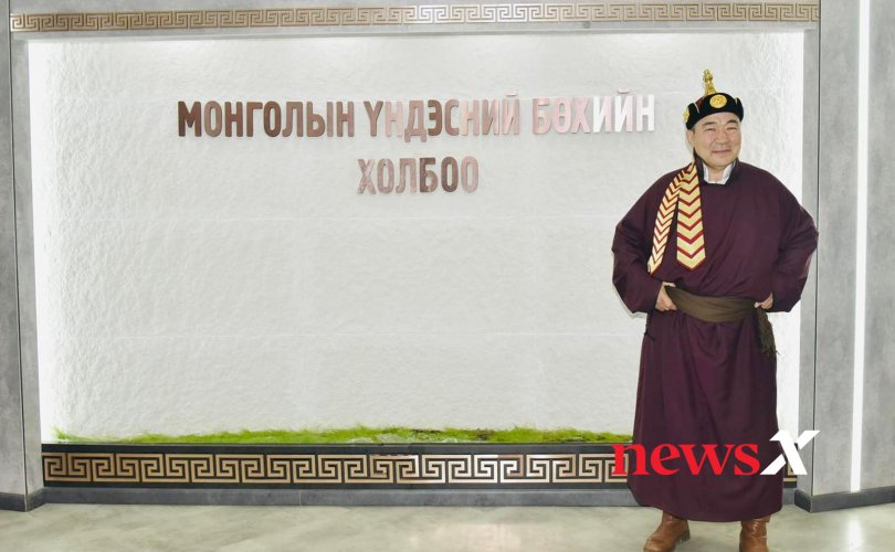 Дархан аварга Б.Бат-Эрдэнэтэй ижил нэртэй 15,495 иргэн байна