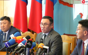Иргэдийн овор ихтэй цүнхийг металл хайгч багажаар шалгана
