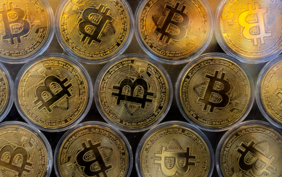 Биткойны ханш шинэ дээд амжилт тогтоожээ