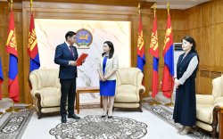 Түгээмэл тархацтай ашигт малтмалын тухай хуульд нэмэлт, өөрчлөлт оруулах тухай хуулийн төсөл өргөн мэдүүллээ