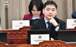 Чуулган: Дуучин Рианнагийн улсаас суралцах зүйл маш их