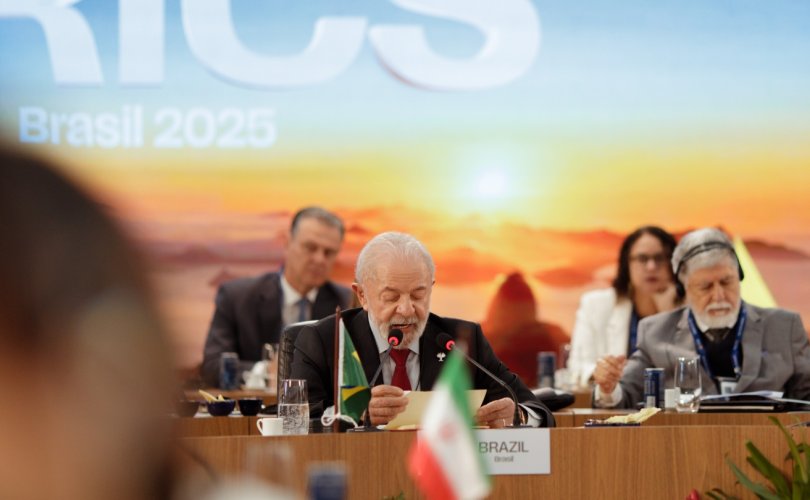 "BRICS"-ын уулзалт томчуудгүйгээр үргэлжилж байна